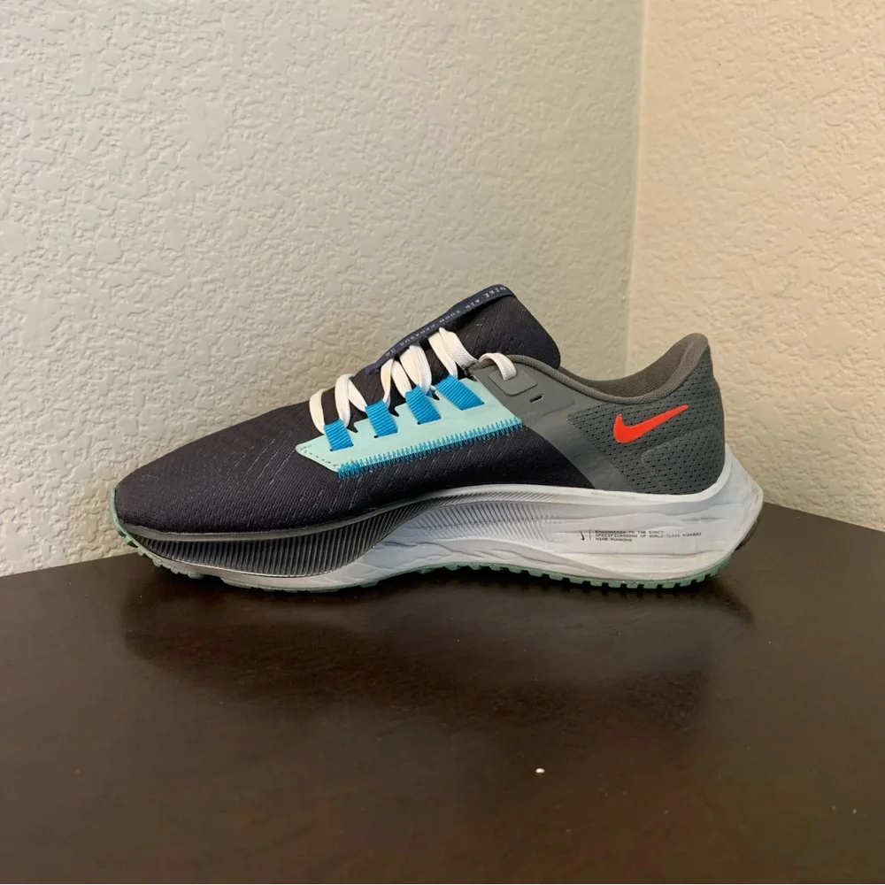 Nike Air Zoom Pegasus 38 Limited Edition Women's Size 6.5